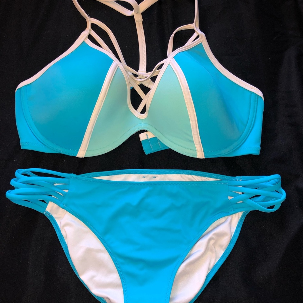 Victoria’s Secret PINK bikini